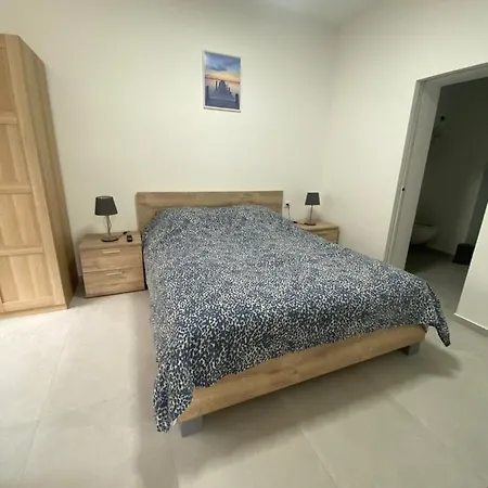 1-c Bel Calme Climatise Parking Gratuit Prive Sur Demande *