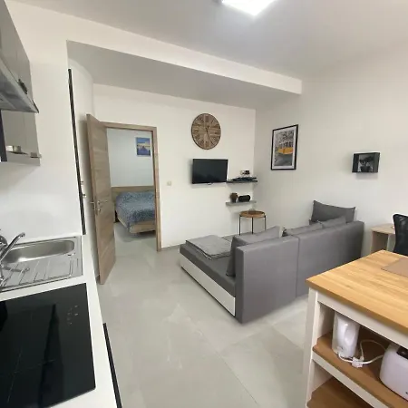 1-c Bel Calme Climatise Parking Gratuit Prive Sur Demande Apartment