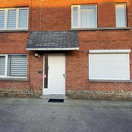 1-c Superbe Tres Calme Et Bien Decore Apartment Charleroi